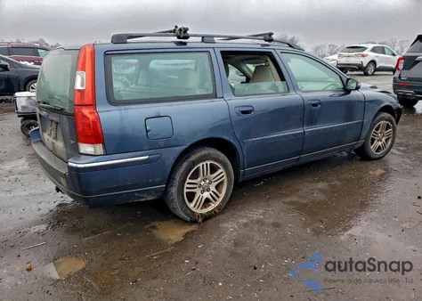 2007 Volvo V70 2.5T z USA, uszkodzony, nr VIN YV1SW592871656048
